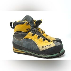La Sportiva Trango Extreme Mountaineering Boots Size UK 8 D(wide)